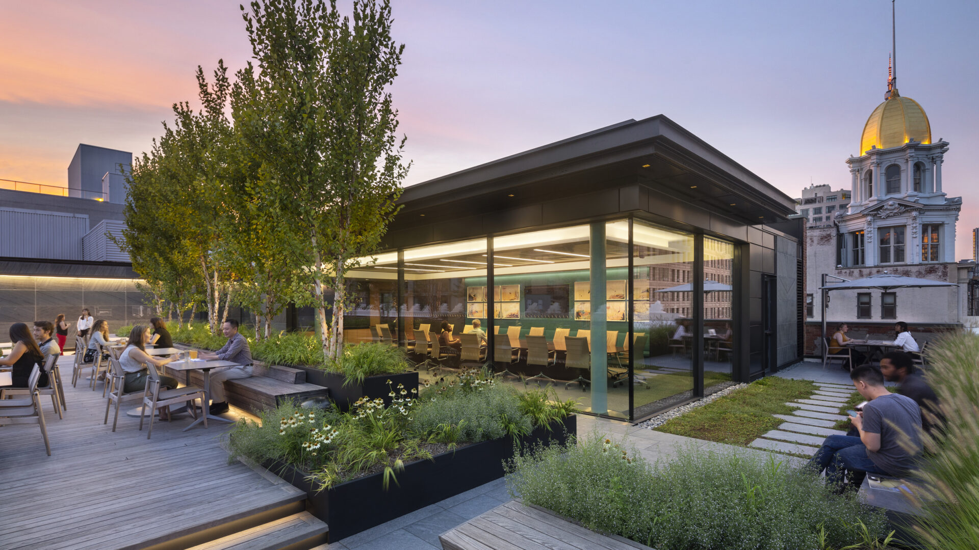 A penthouse conference space is surrounded by rooftop gardens and gathering areas at the Flatiron Institute in New York. Photograph Copyright Chris Cooper / Courtesy Perkins Eastman