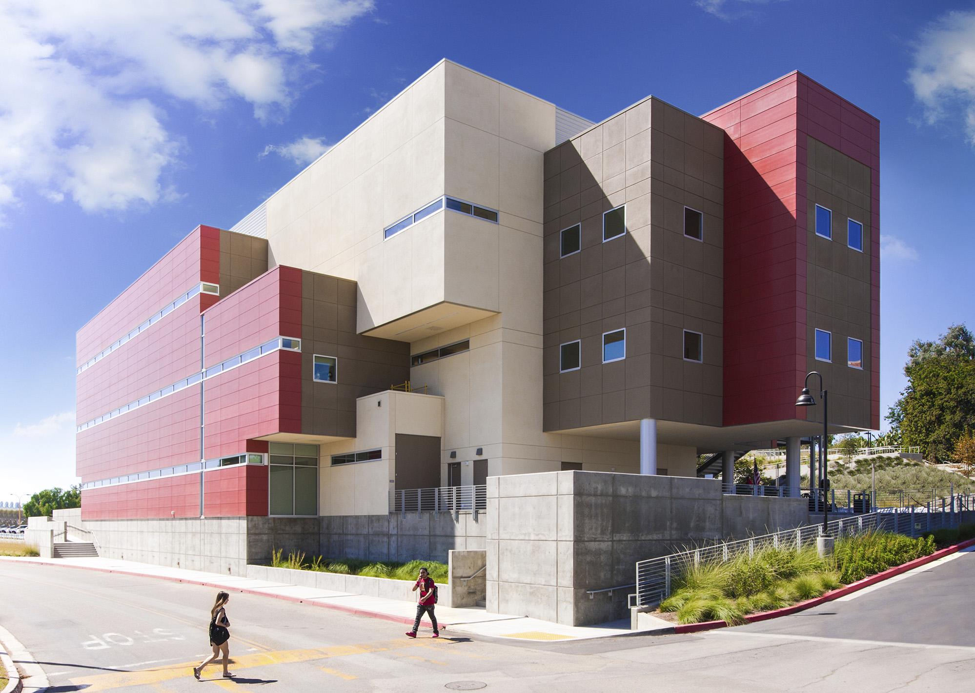 South Orange County Community College District Saddleback College Interdisciplinary Sciences