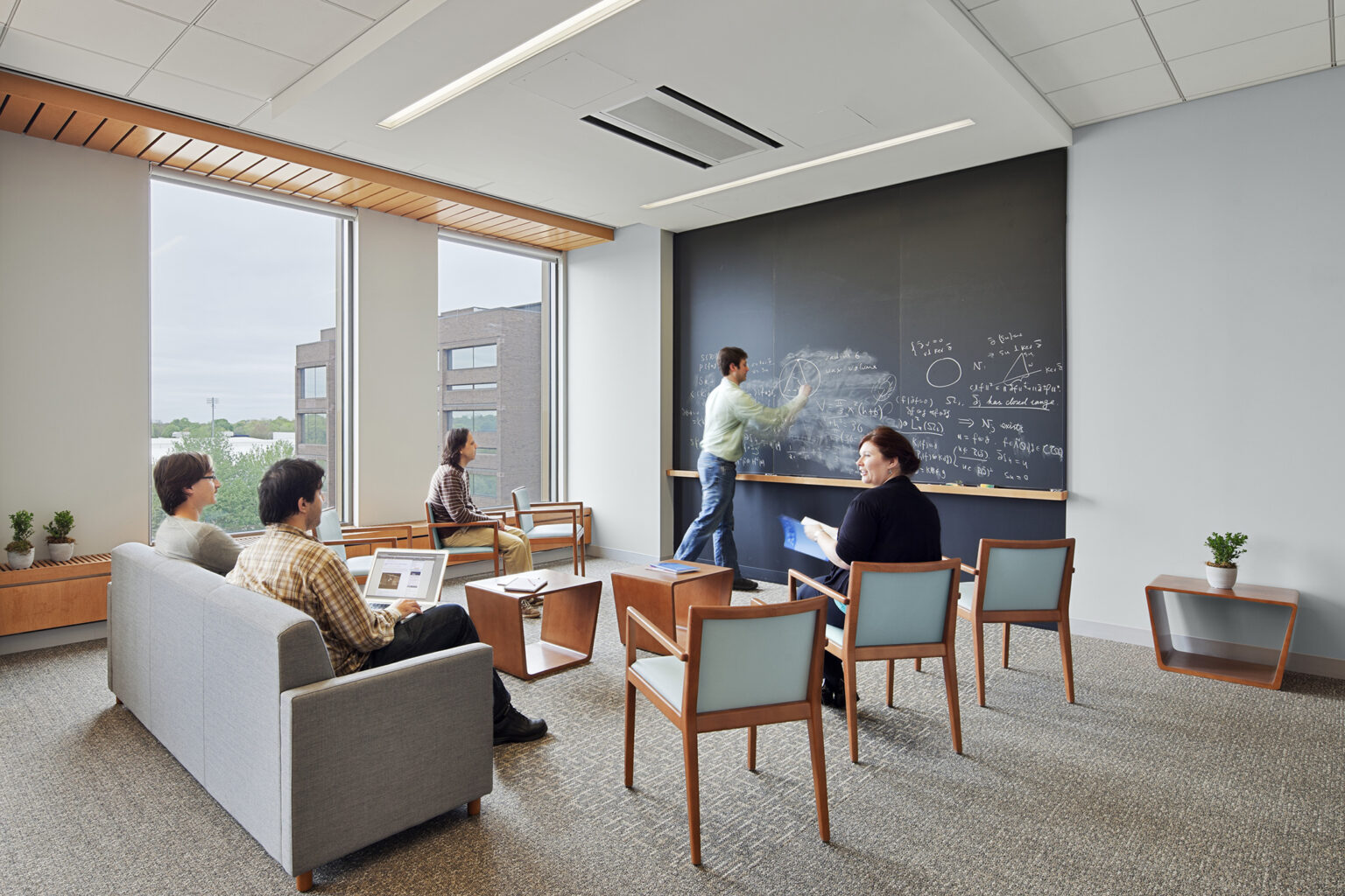 Stony Brook University Simons Center for Geometry & Physics Perkins