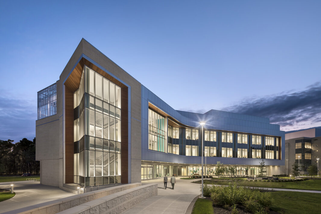 Stockton University: New Science Gateway Complex