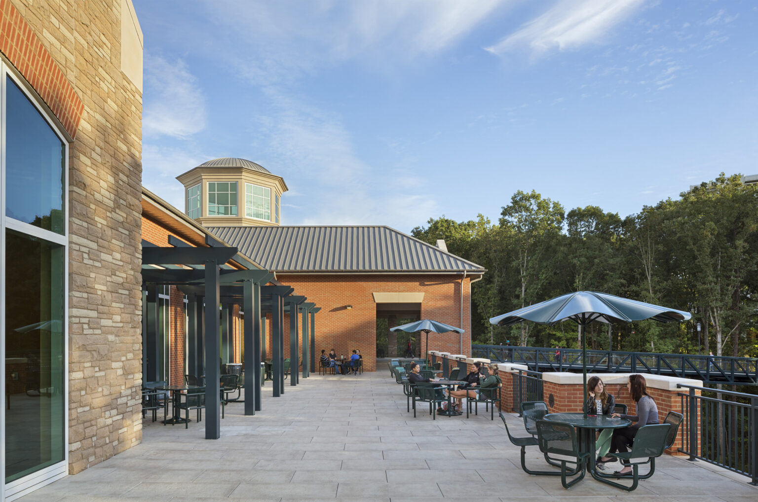 UNC Charlotte South Village Dining Hall Perkins Eastman