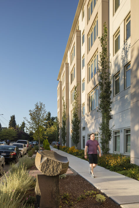 Aegis on Madison Assisted Living + Memory Care 2