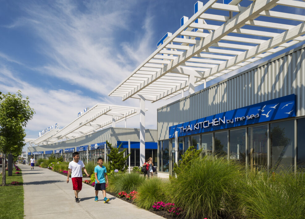 Arverne by the Sea: Retail Transit Plaza 3