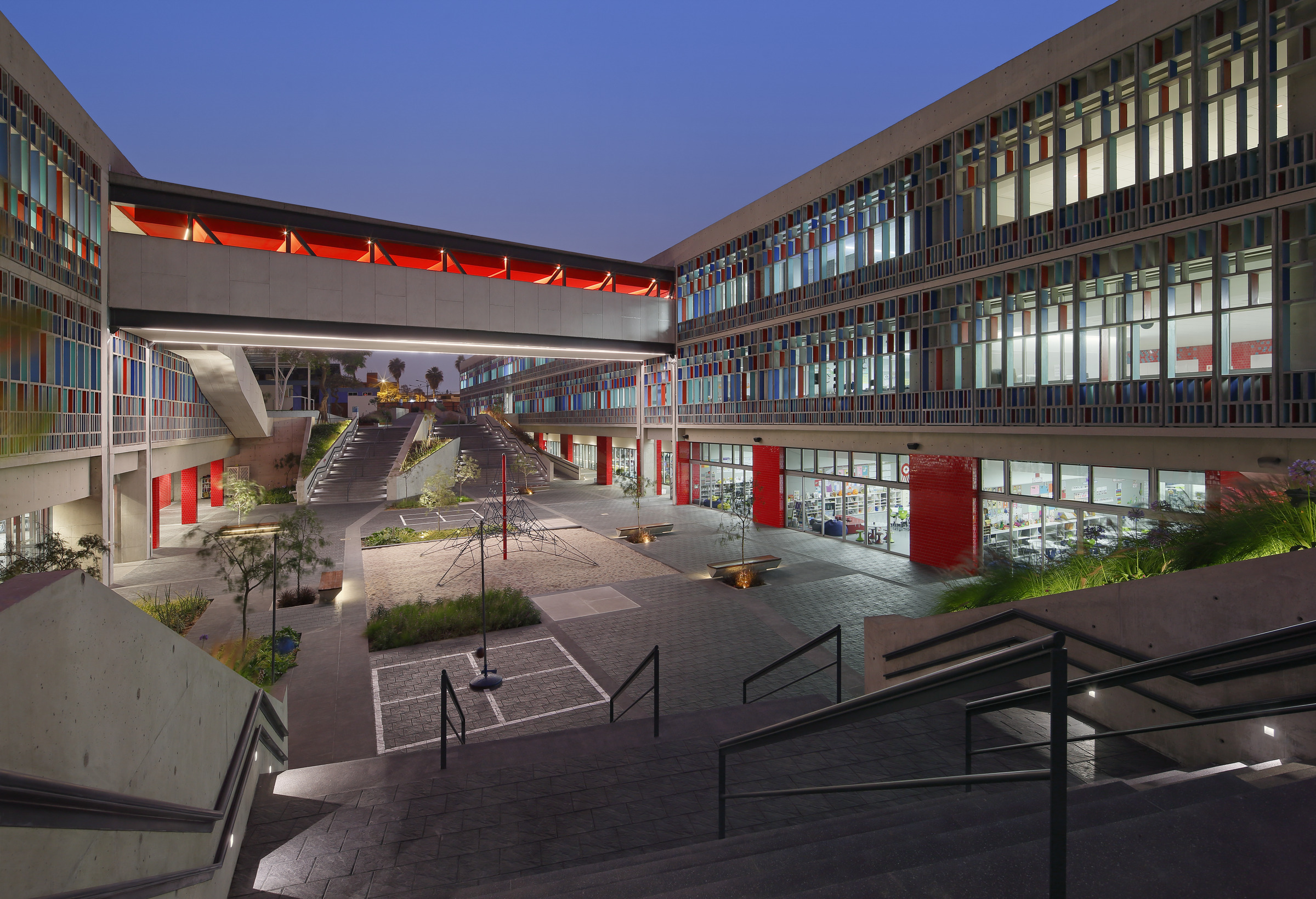 Colegio Franklin Delano Roosevelt Perkins Eastman