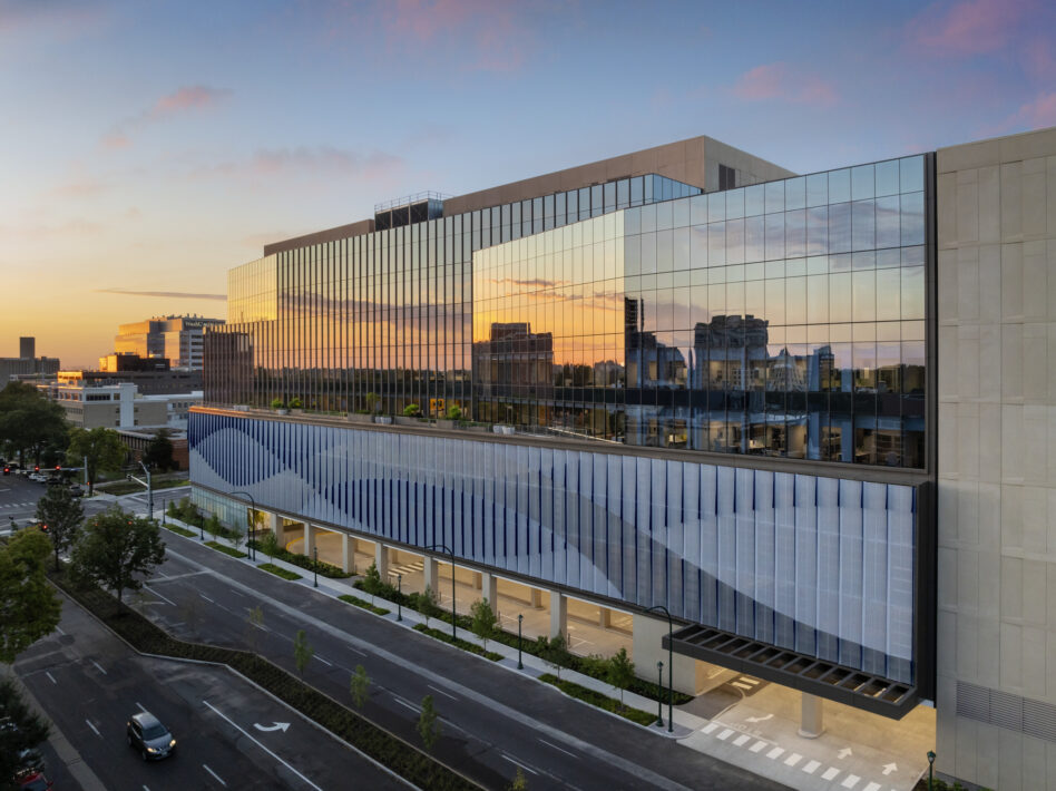 Washington University School of Medicine & Barnes Jewish Hospital Ambulatory Cancer Center 4