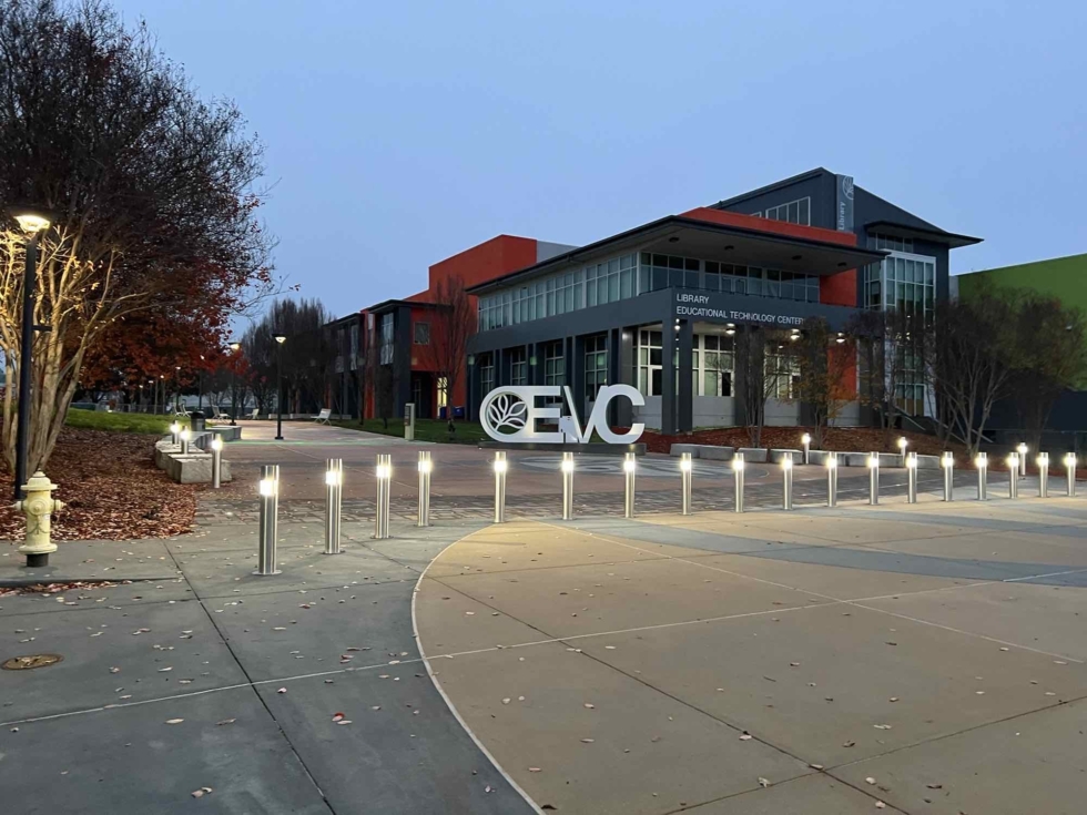 New Entry plaza at Evergreen Valley College in San Jose, CA, designed by Perkins Eastman