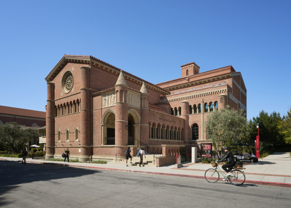 University of Southern California: Dick Wolf Drama Center 1