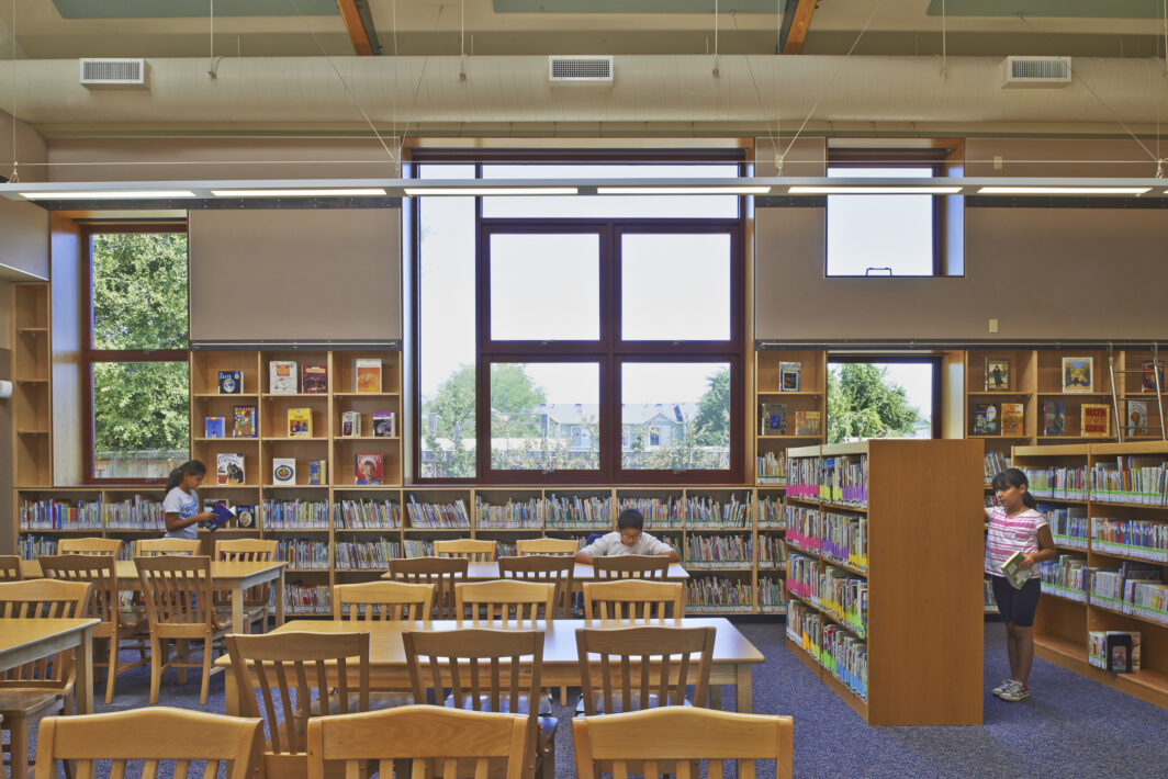 Rod Kelley Elementary School Library 7
