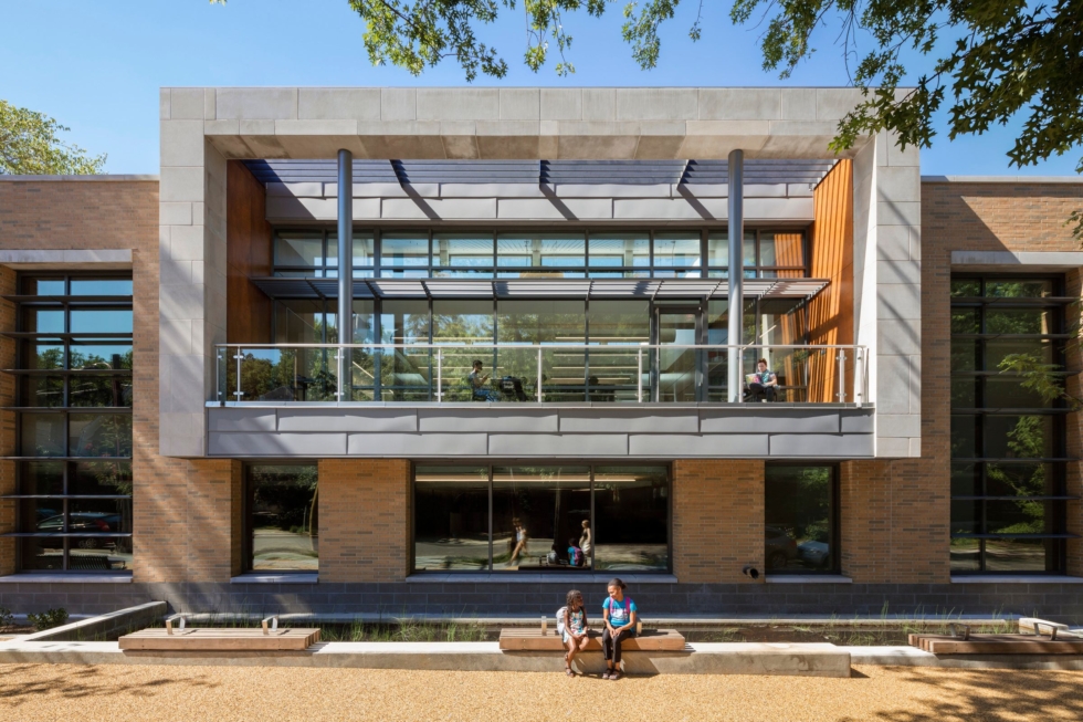 Architecture Should Serve its Surroundings 1